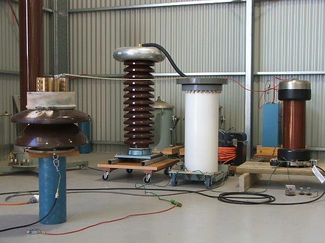 High voltage leakage and withstand tests on a high voltage post insulator
